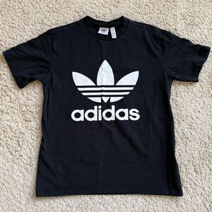 Adidas Women’s Classic Black Crewneck